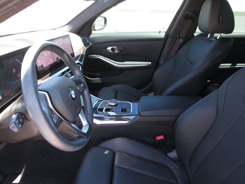 Used 2024 BMW 330i Sedan w/ Premium Package RWD image 14