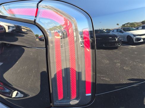 New 2025 Kia Telluride EX w/ EX Captain's Chair Package image 11