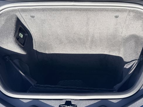 Used 2023 Chevrolet Corvette Stingray w/ Z51 Performance Package image 4