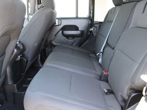 Used 2023 Jeep Wrangler Unlimited w/ Cold Weather Group AWD/4WD image 36