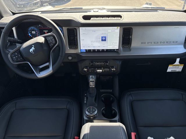 New 2026 Ford Bronco Outer Banks w/ Sasquatch Package AWD/4WD image 16