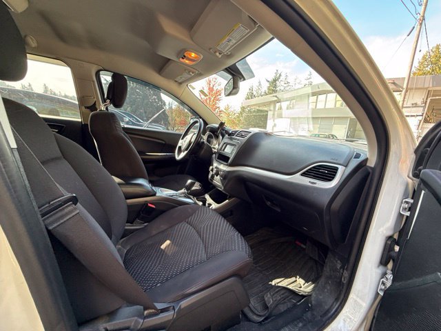 Used 2017 Dodge Journey SE AWD/4WD image 8