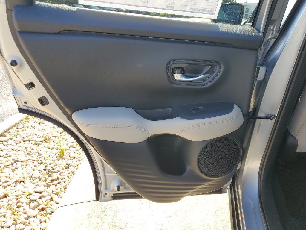 New 2027 Honda HR-V LX image 12