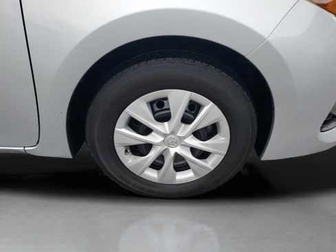 Used 2019 Toyota Corolla L image 28