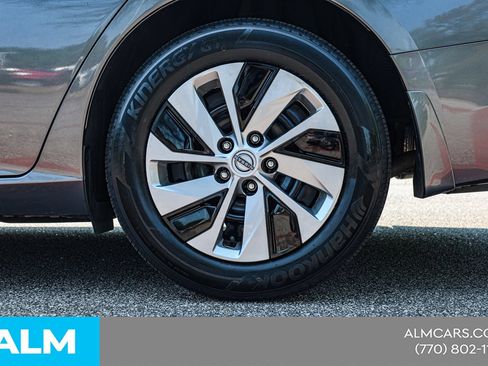 Used 2023 Nissan Altima 2.5 S FWD image 16