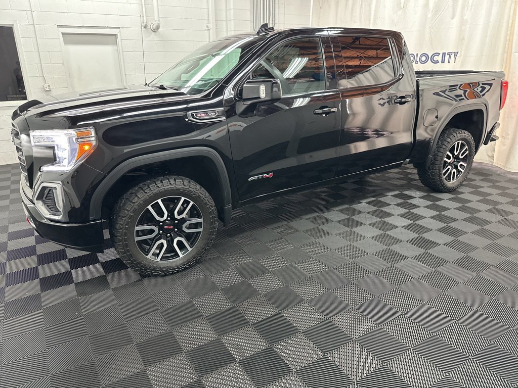 Used 2020 GMC Sierra 1500 AT4 w/ AT4 Premium Package AWD/4WD image 2