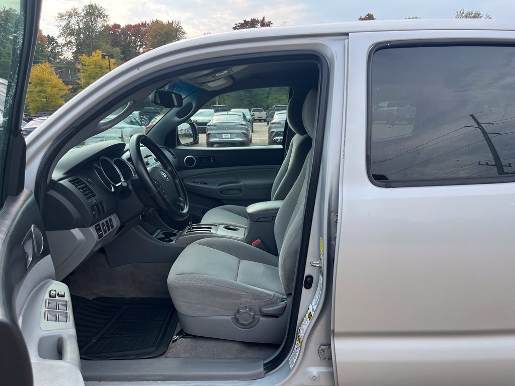 Used 2010 Toyota Tacoma 4x4 Double Cab image 17