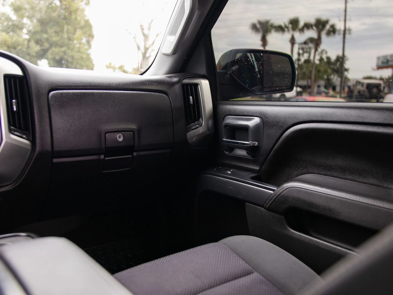 Used 2016 Chevrolet Silverado 1500 LT RWD image 28