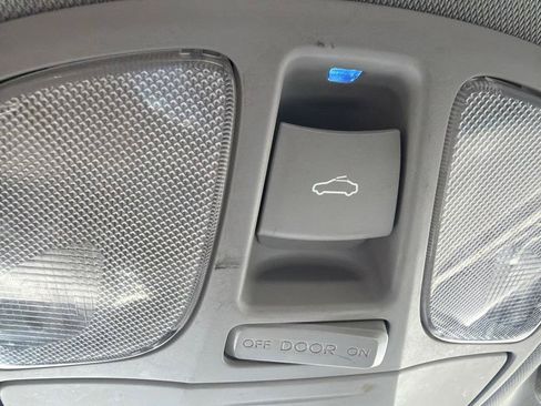 Used 2011 Hyundai Sonata Hybrid w/ Premium Equipment Pkg 2 FWD image 22