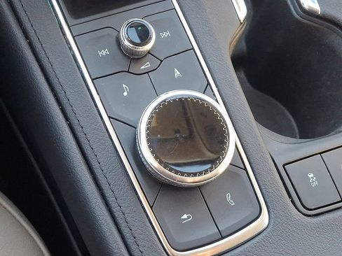 Certified 2022 Cadillac XT4 Luxury image 25