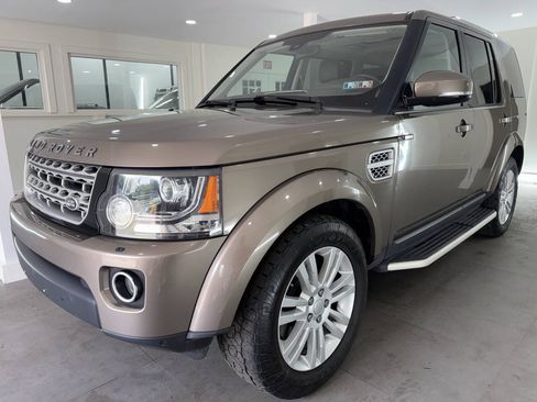 Used 2016 Land Rover LR4 HSE LUX AWD/4WD image 1