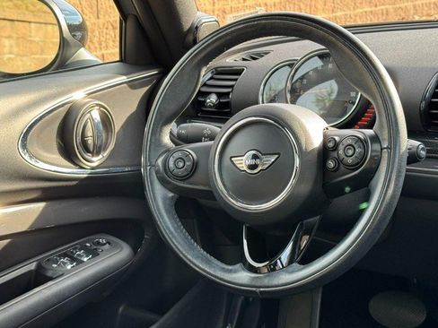 Used 2017 MINI Cooper Clubman S image 12