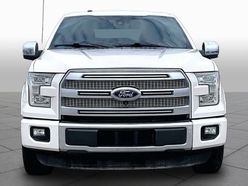 Used 2015 Ford F150 Platinum w/ Equipment Group 701A Luxury RWD image 4