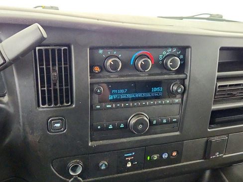 Used 2021 Chevrolet Express 2500 image 14