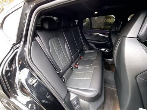 Used 2022 BMW X4 M w/ Competition Package image 28