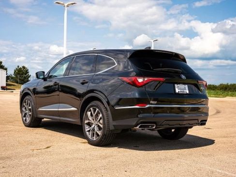 Used 2024 Acura MDX SH-AWD w/ Technology Package image 5