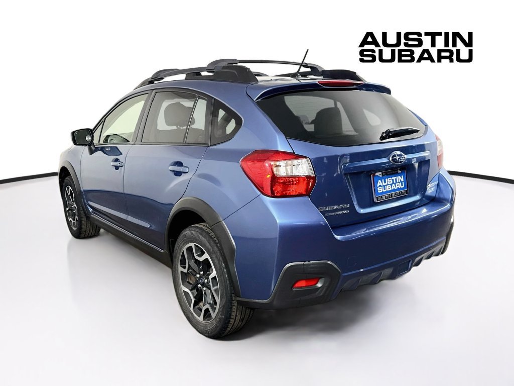 Used 2017 Subaru Crosstrek 2.0i Premium AWD/4WD image 5