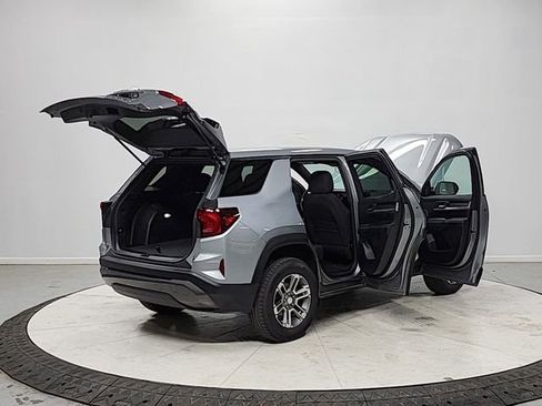 New 2026 GMC Terrain Elevation FWD image 15