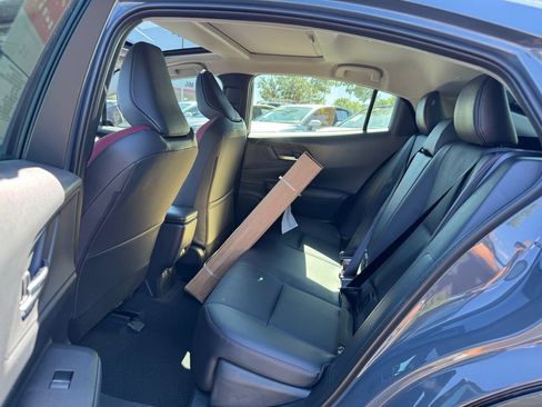 New 2026 Toyota Prius Plug-In Hybrid image 10