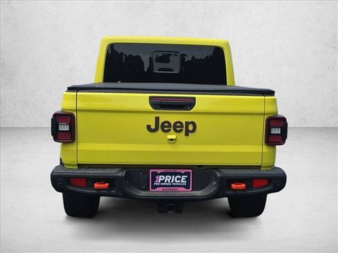 Used 2024 Jeep Gladiator Mojave AWD/4WD image 6