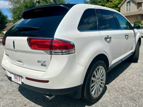 Used 2013 Lincoln MKX AWD image 7