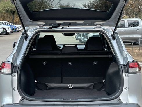 Used 2026 Toyota Corolla Cross LE image 20