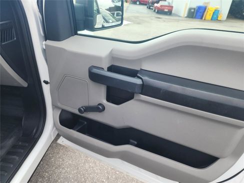 Used 2018 Ford F150 XL RWD image 16