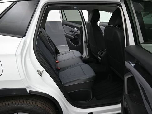 New 2026 Volkswagen Tiguan SE AWD/4WD image 13