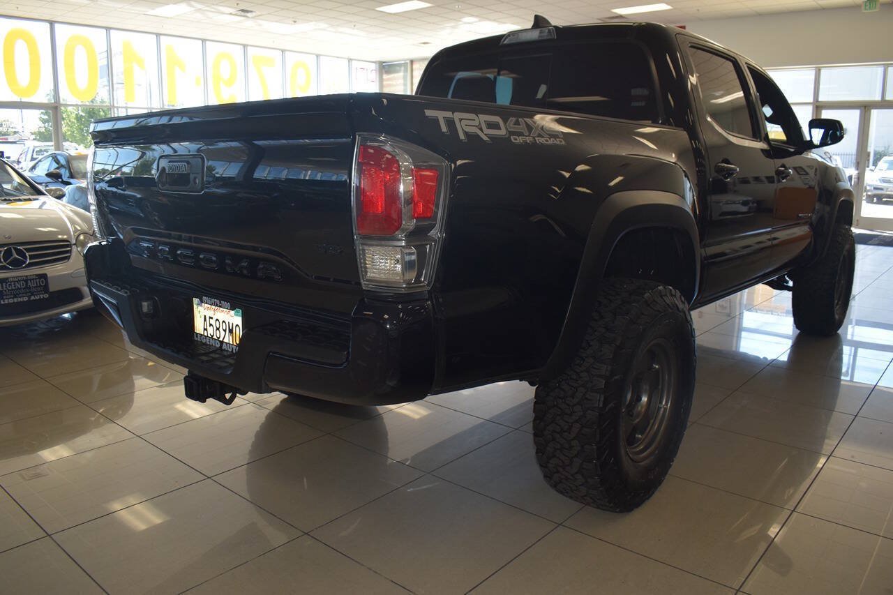 Used 2020 Toyota Tacoma TRD Off-Road AWD/4WD image 8