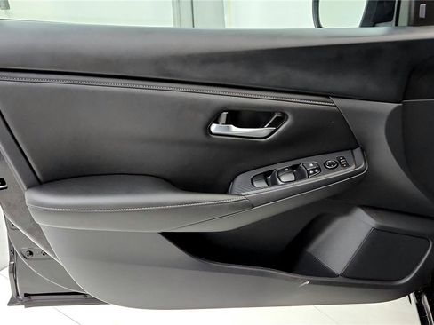 Used 2024 Nissan Sentra SV image 22