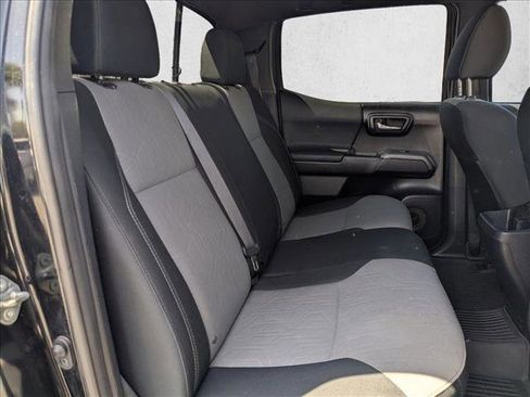 Used 2021 Toyota Tacoma TRD Sport RWD image 17