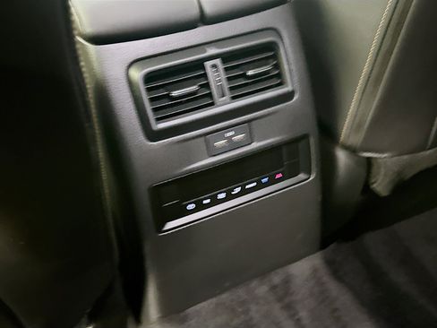 Used 2025 MAZDA CX-90 3.3 Turbo w/ Select Package image 27