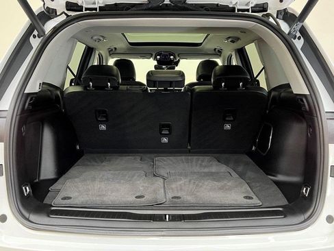 Used 2024 Jeep Grand Cherokee Limited 4xe image 9