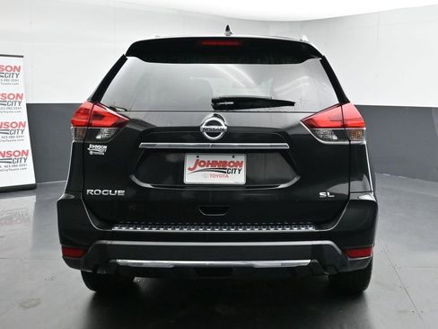 Used 2017 Nissan Rogue SL w/ SL Premium Package image 8
