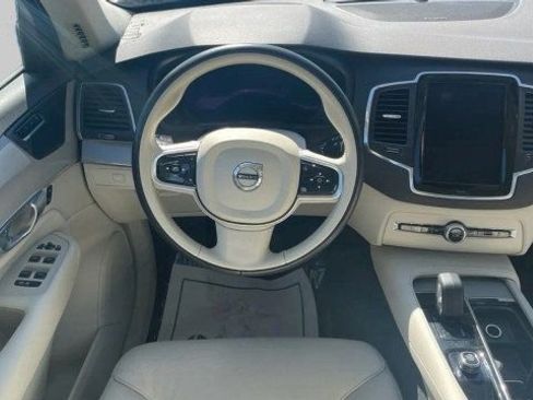 Used 2023 Volvo XC90 B5 Core w/ Protection Package Premier image 15