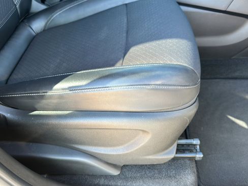 Used 2018 Buick Encore Preferred image 25