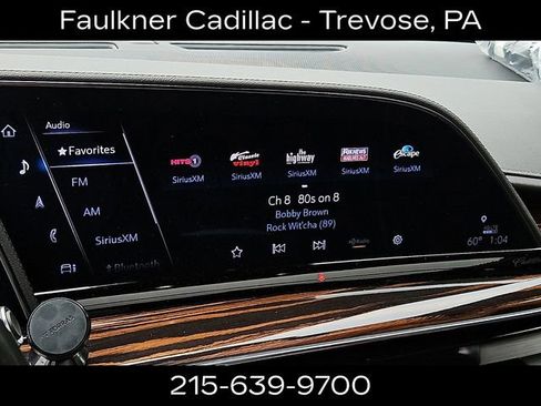 Used 2024 Cadillac Escalade ESV Premium Luxury AWD/4WD image 18