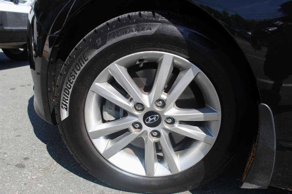 Used 2015 Hyundai Sonata SE w/ Option Group 09 FWD image 30