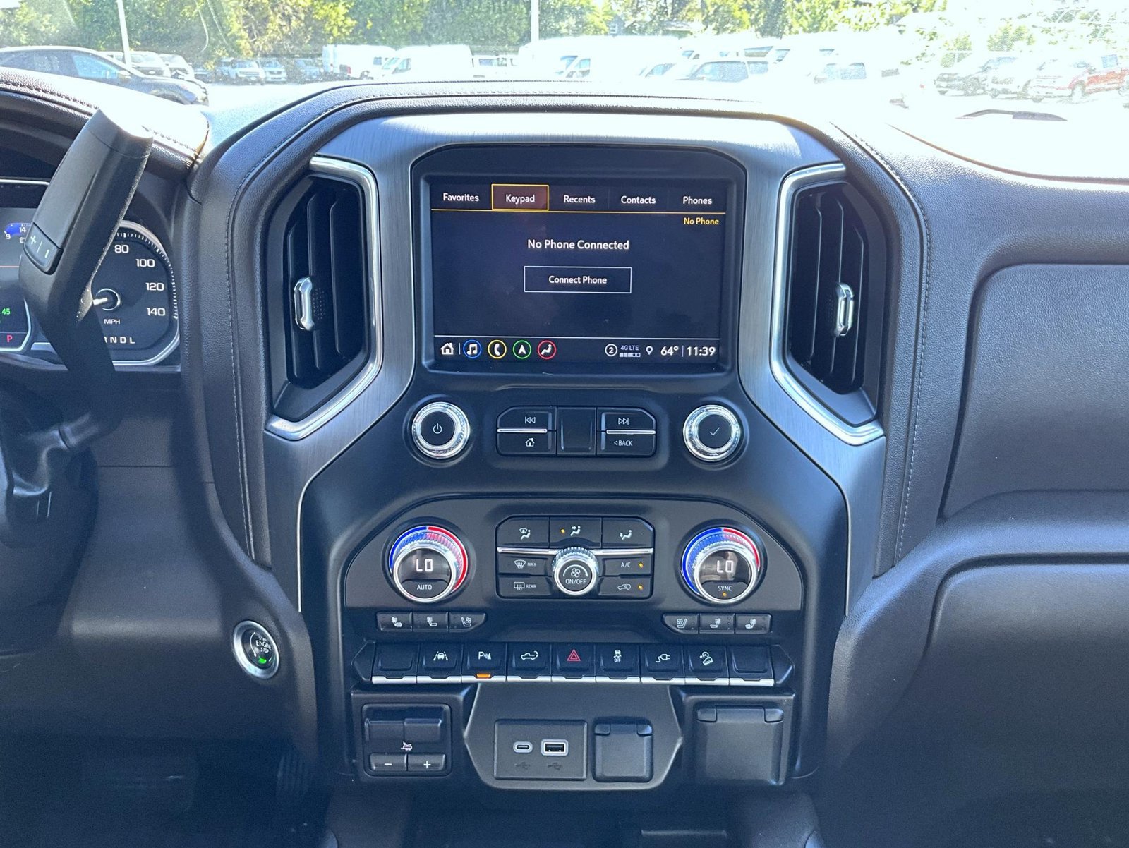 Used 2022 GMC Sierra 1500 Denali w/ Driver Alert Package II AWD/4WD image 18
