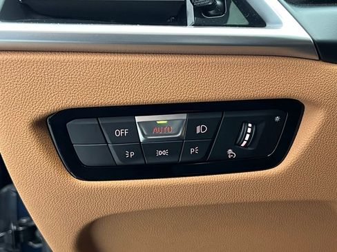 Certified 2025 BMW 330i Sedan image 20