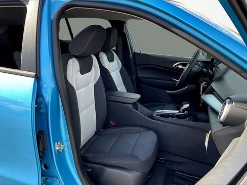 New 2026 Chevrolet Trax LS w/ LS Convenience Package image 13