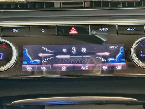 Certified 2024 Genesis GV80 3.5T Advanced w/ Advanced Package AWD/4WD image 19