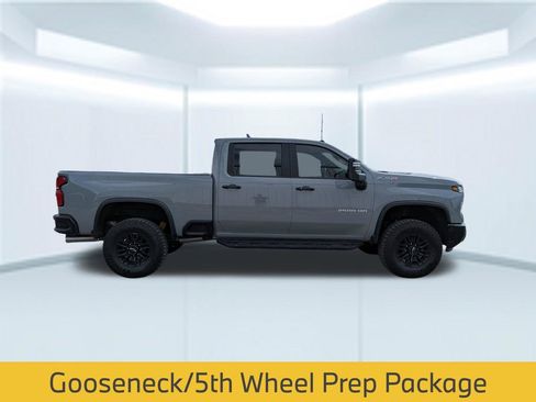 Used 2025 Chevrolet Silverado 2500 ZR2 w/ LPO, Dark Essentials Package AWD/4WD image 8