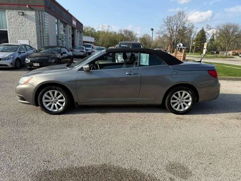 Used 2012 Chrysler 200 Touring image 5
