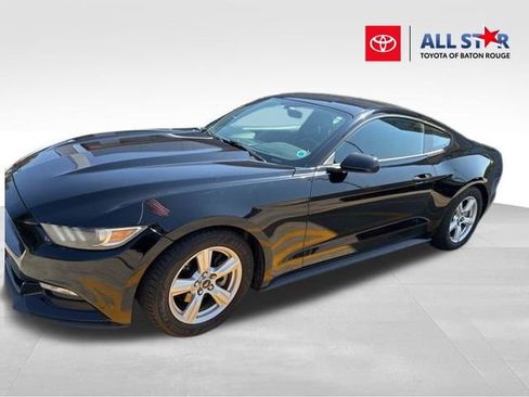 Used 2017 Ford Mustang Coupe image 1