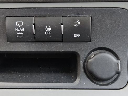 Used 2013 GMC Acadia SLE FWD image 28
