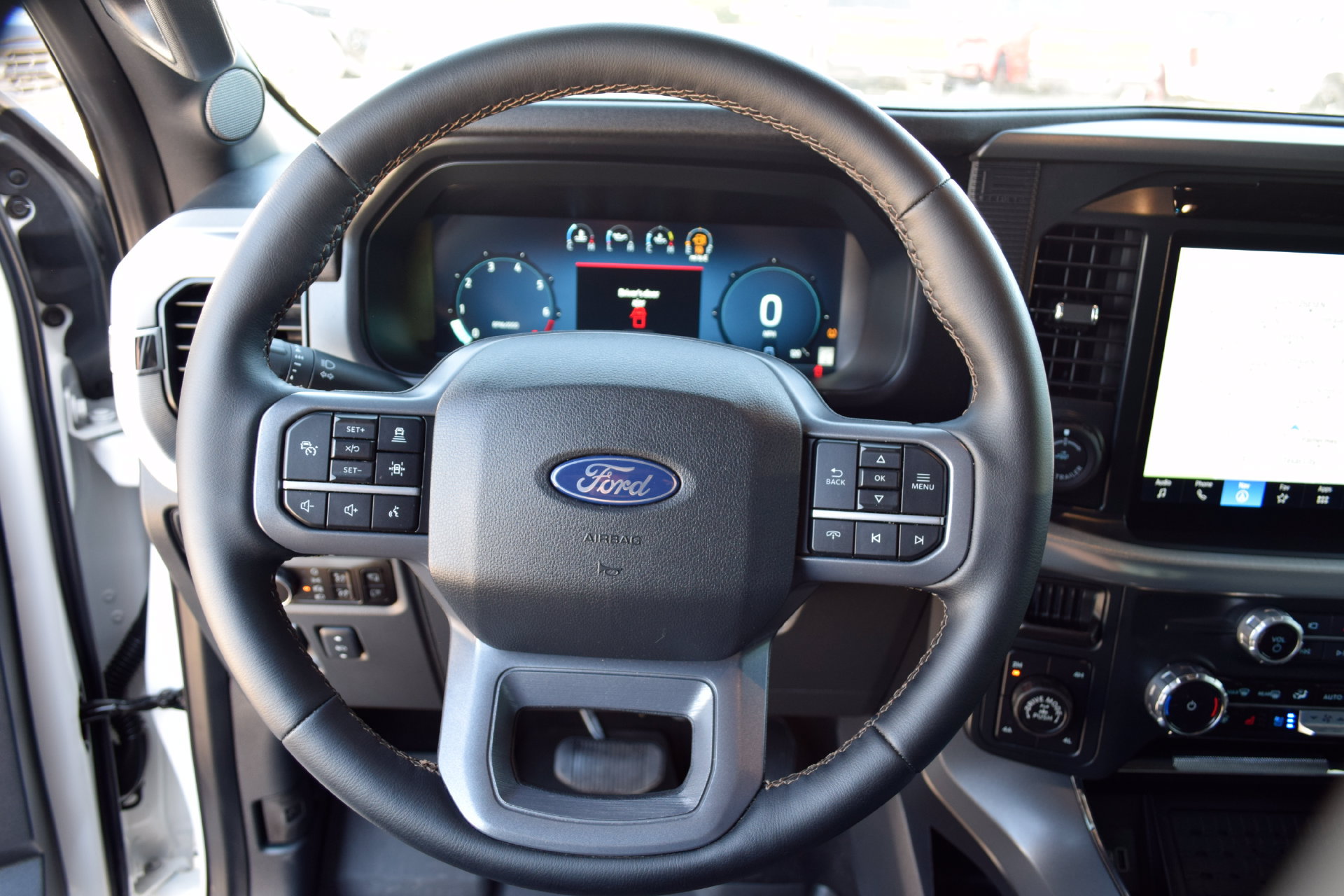 Used 2025 Ford F150 Lariat w/ Equipment Group 502A High AWD/4WD image 6