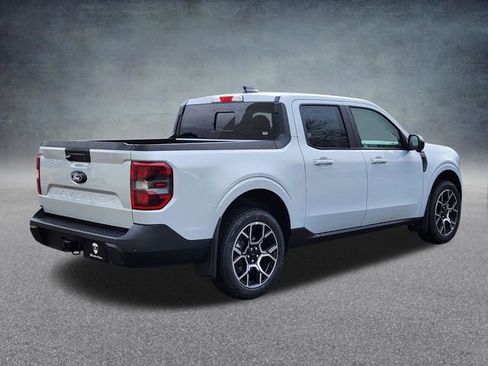 New 2026 Ford Maverick Lariat image 7