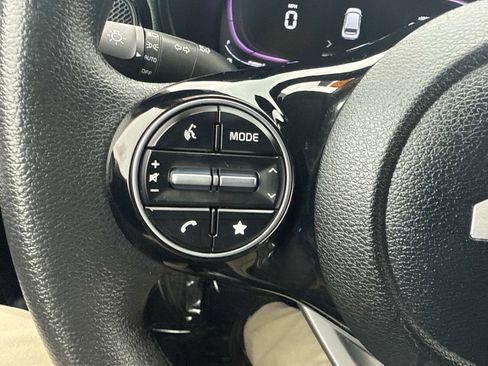 Used 2023 Kia Soul S FWD image 29