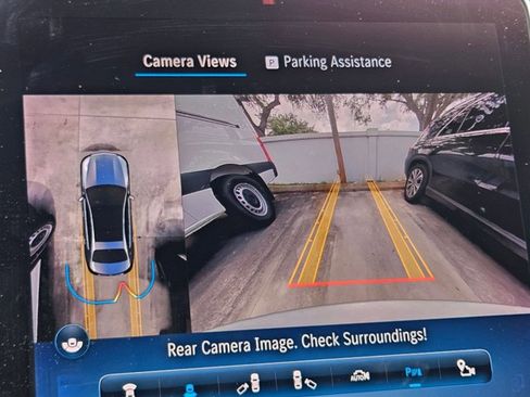 Used 2023 Mercedes-Benz C 300 Sedan image 12